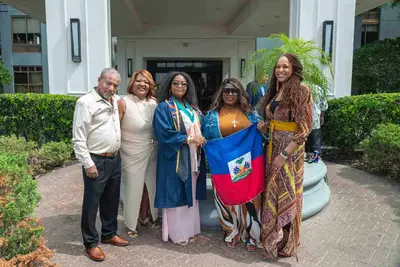 familia con estudiante de posgrado